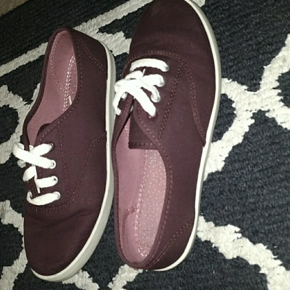 Maroon Size 7 - Picture 2 of 2